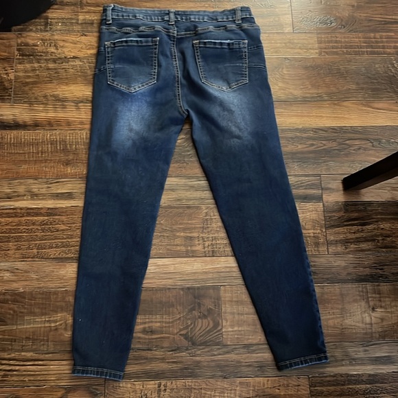 Women’s distressed skinny jeans - Blue Savvy brand Size 15/32 - Picture 6 of 8